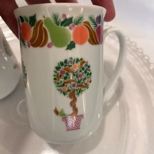 Vintage Mugs George Briard Topiary Wreath Set of 2 Rare VTG